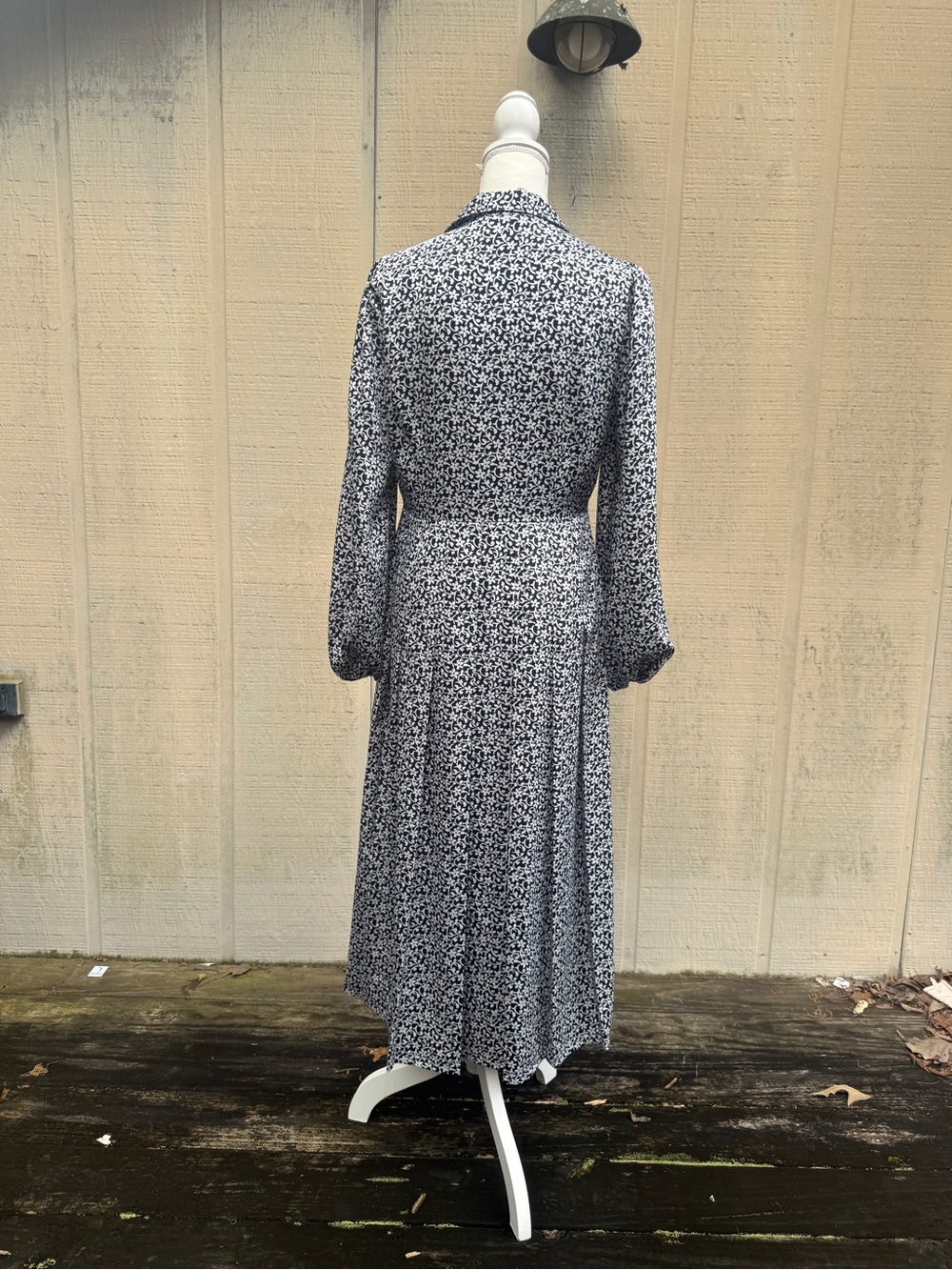 Boden Navy and White Floral Midi Shirt Dress - Picture 8 of 14
